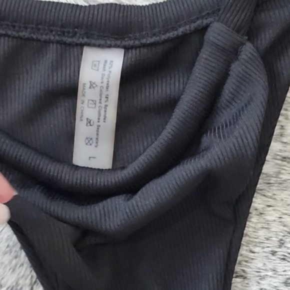 SOLD!!NWOT Bikini Size Large - Picture 7 of 8